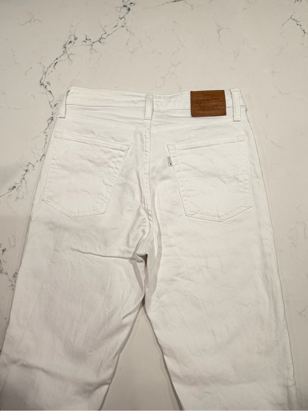 Levi Women's 721 High Rise White Skinny Jeans